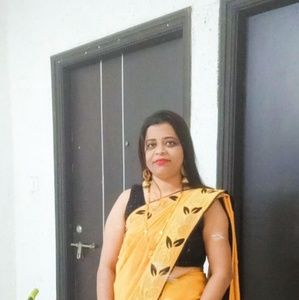 Meet your Posher, Aparna